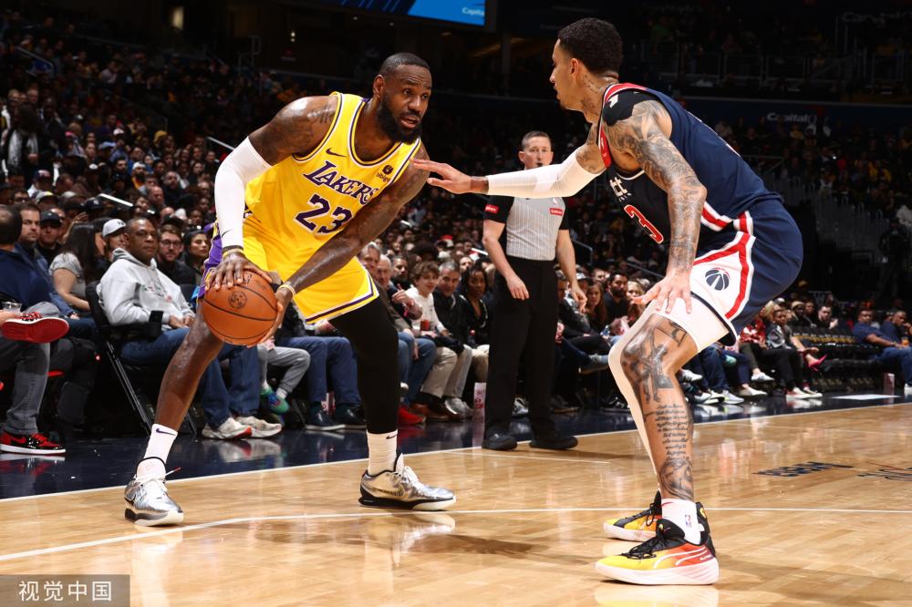 拦网水平居 拦网水平居