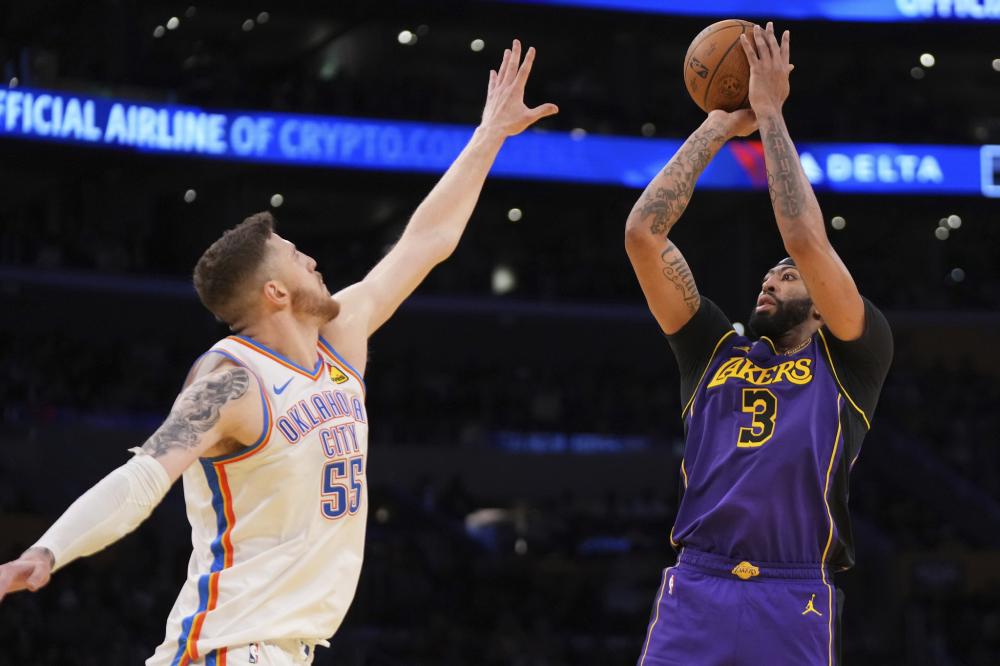 凸显了双塔 凸显了双塔