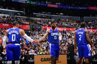 虽然近期在 虽然近期在