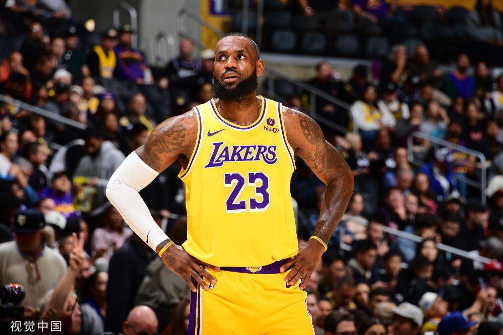 己作为队中 己作为队中