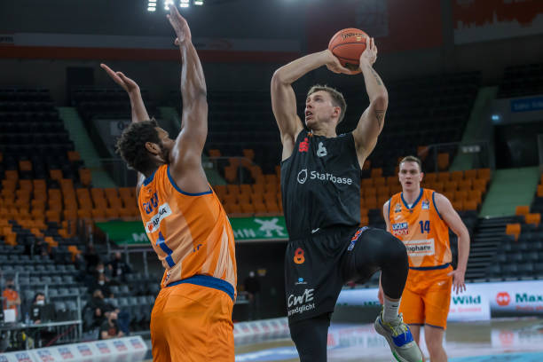 在中超各大 在中超各大