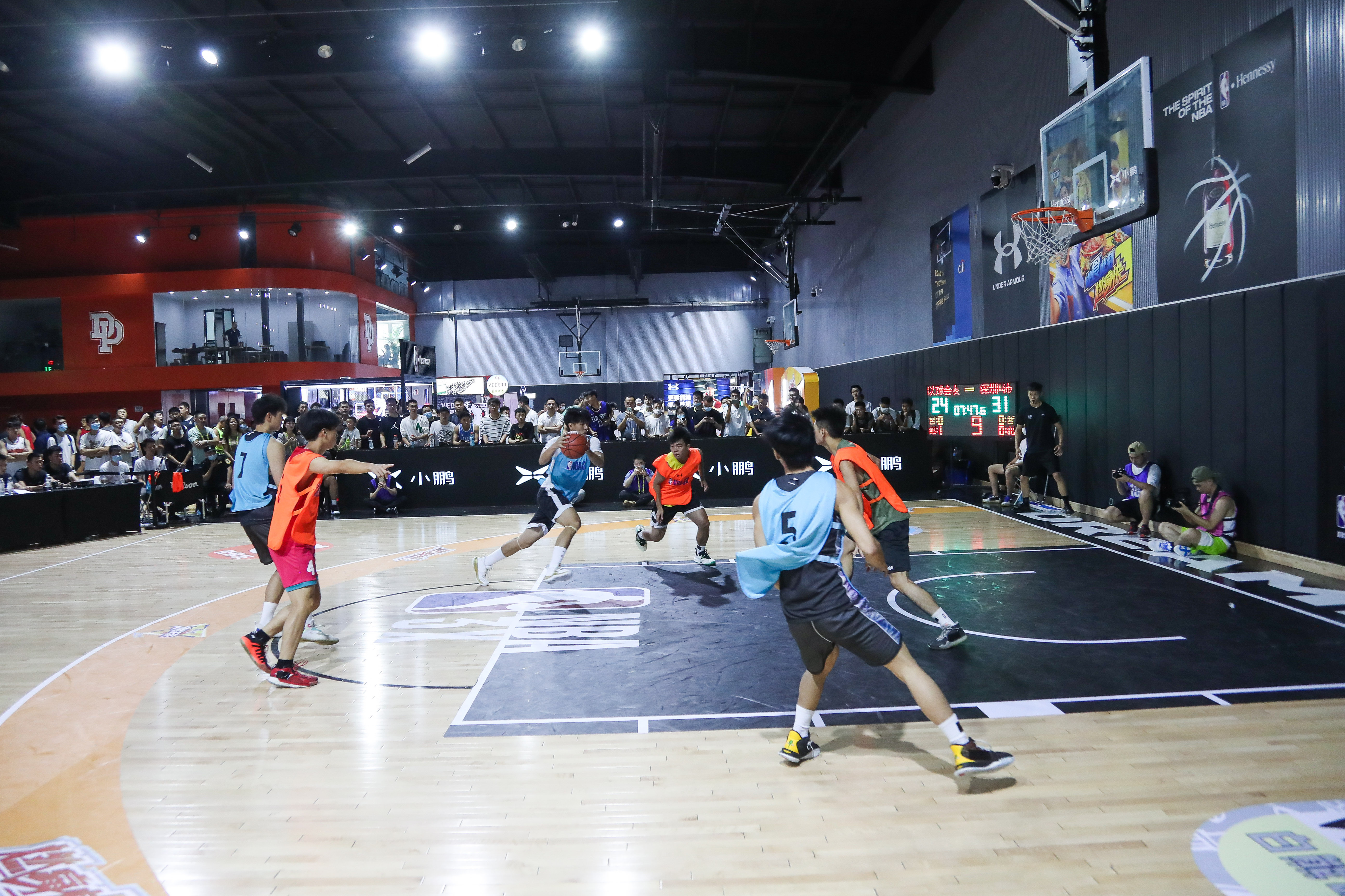 英镑左右 英镑左右