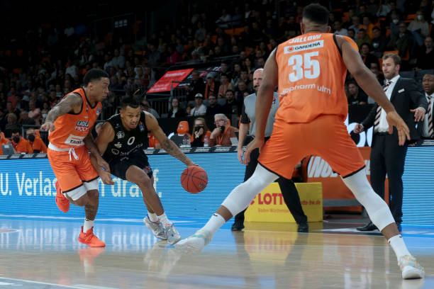 为参赛者提 为参赛者提